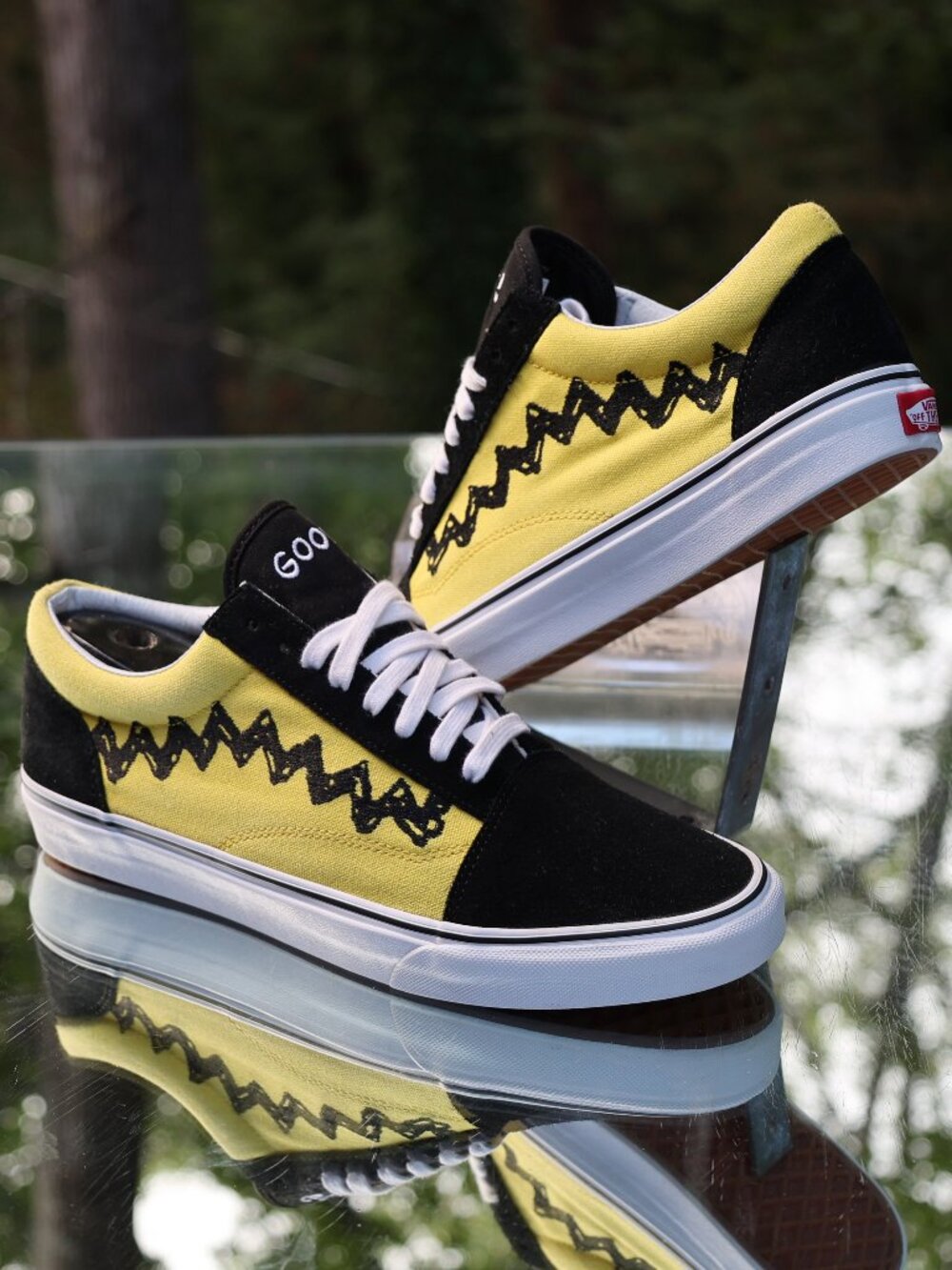 Vans x Peanuts Old Skool Charlie Brown 2017
